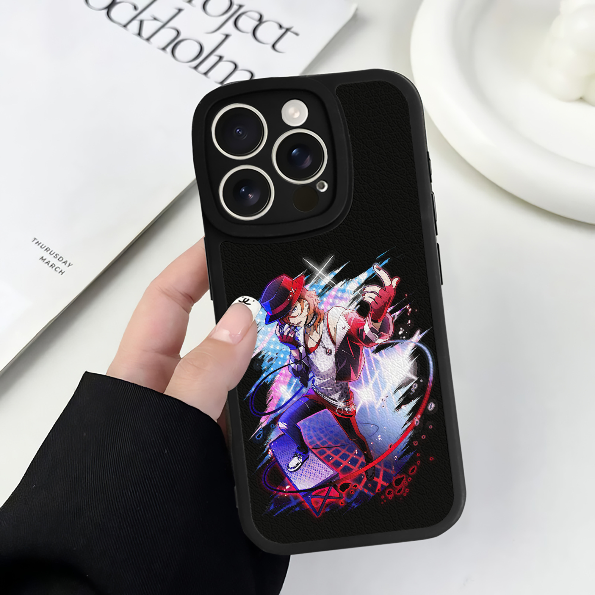 （画像用） 文豪ストレイドッグス Bungo Stray Dogs 【iPhone 16シリーズ対応】シリコンスマホケース（レザー調） 材質：シリコン